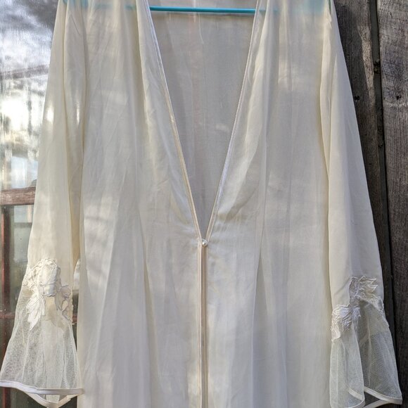 Valerie Stevens Intimates Matching Sheer Nightgown & Robe Pearl Embroidered Sz M - Picture 11 of 15